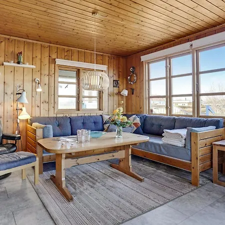 Awesome In With House Sea View
